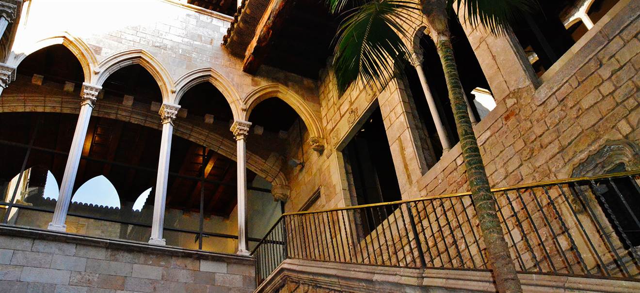 Музей Пикассо и Автобусный тур